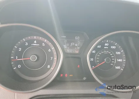 2015 Hyundai Elantra Se z USA, uszkodzony, nr VIN 5NPDH4AE5FH620396